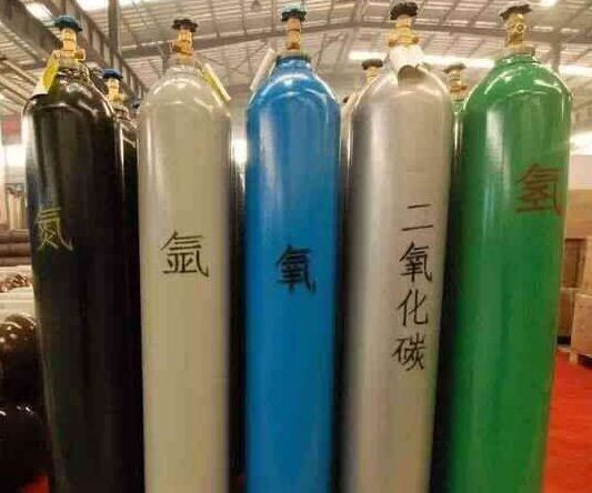 太原工業(yè)氣體氧氣，乙炔，氬氣，氮?dú)獾闹迫∨c用法